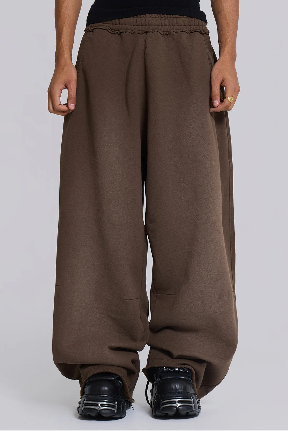 Baggy Sweat Pants - Brown