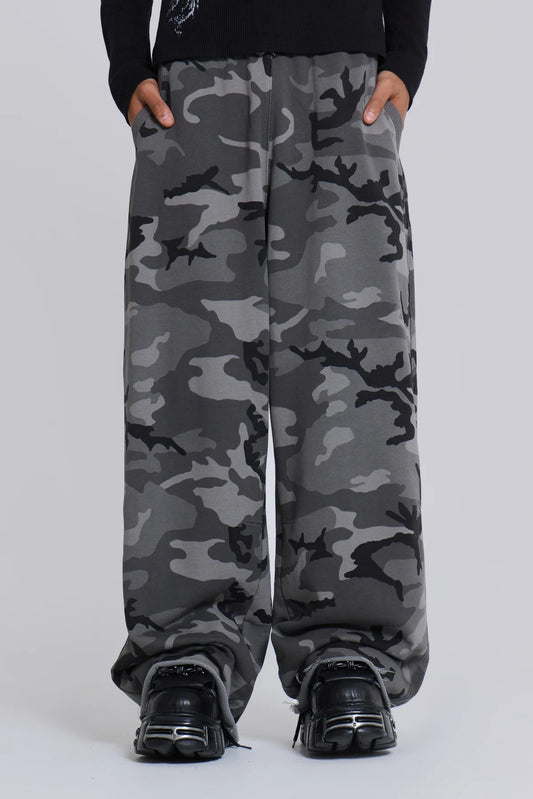 Baggy Sweat Pants - Camo