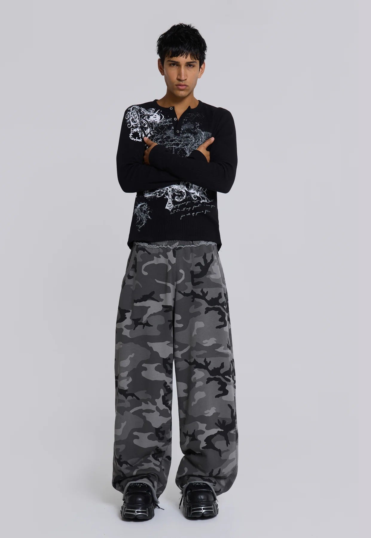 Baggy Sweat Pants - Camo
