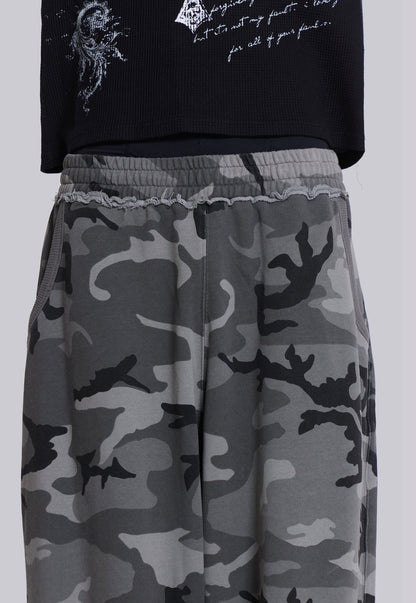 Baggy Sweat Pants - Camo